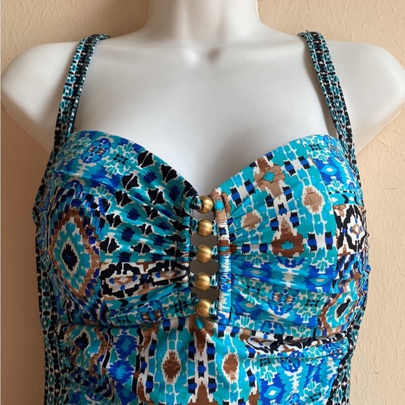 La Blanca One Piece Swimsuit 10 Patchwork Moroccan Tile Pattern - Picture 3 of 6